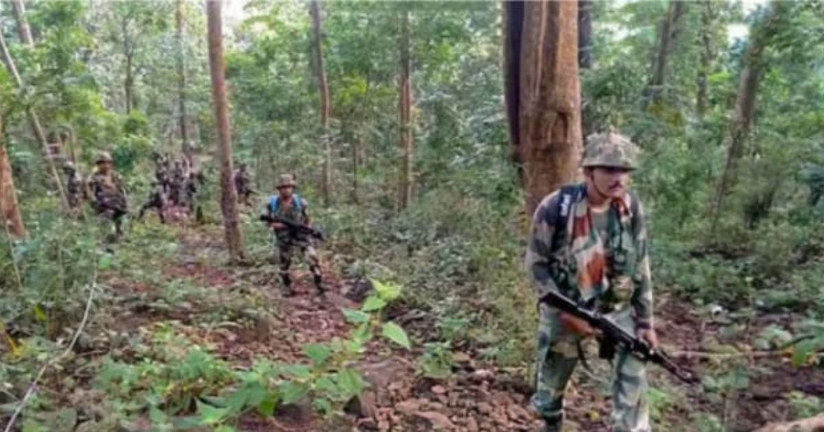 Maoist zonal commander Aaptan carrying 10 lakh bounty killed in encounter in Jharkhand