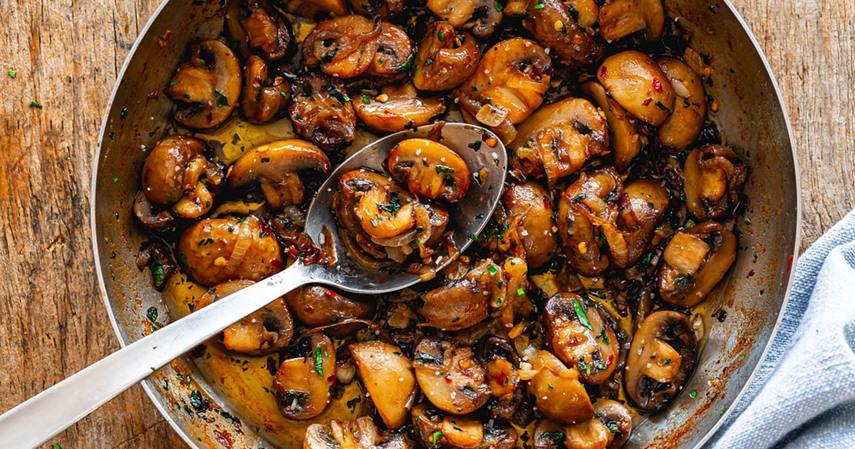 edible mushrooms dishes benefits what health & lifestyle experts recommend