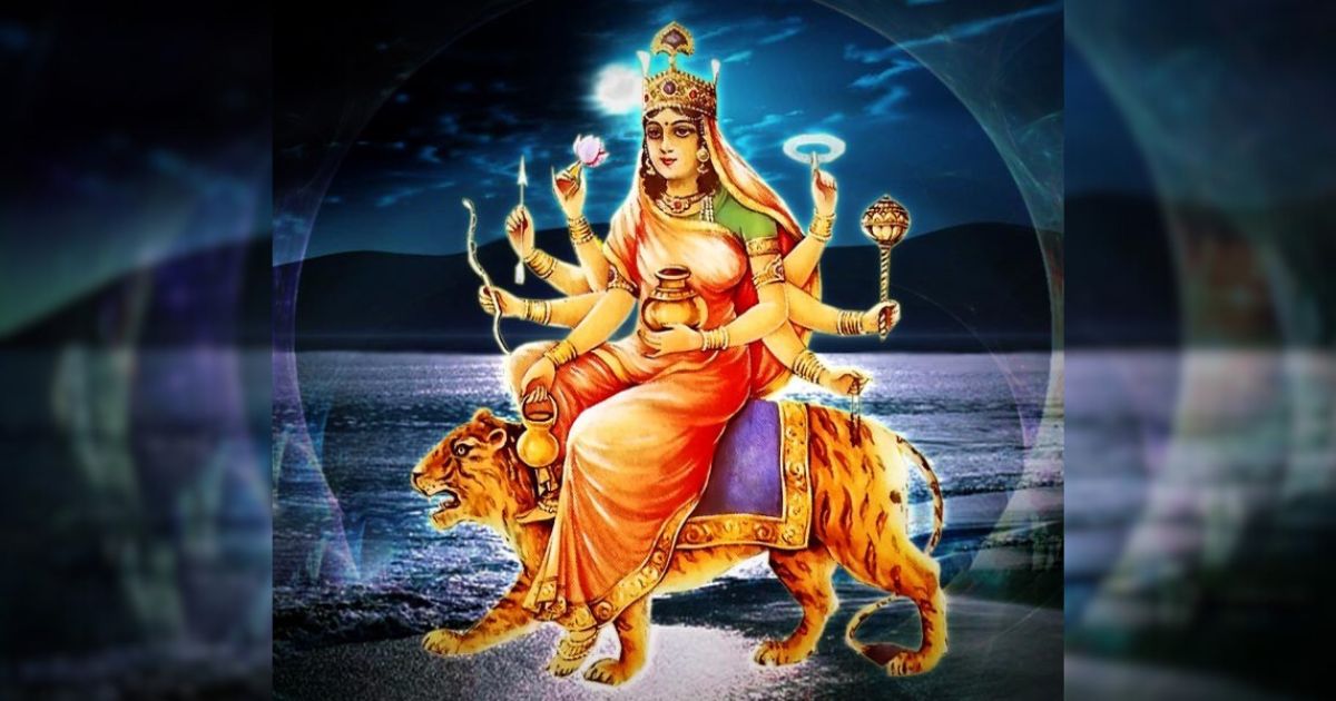 Durga Puja 2025: নবদুর্গার চতুর্থ রূপ, মহাচতুর্থীতে পূজিতা হন দেবী কুষ্মাণ্ডা, জানুন মাহাত্ম্য