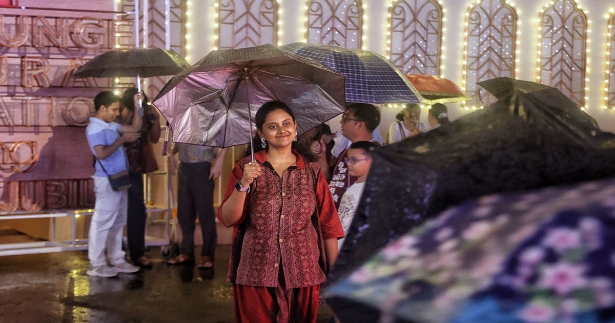Weather Update: আসছে আগের চেয়ে শক্তিশালী নিম্নচাপ! পুজোর মূল চারদিনও কি ভাসবে কলকাতা?