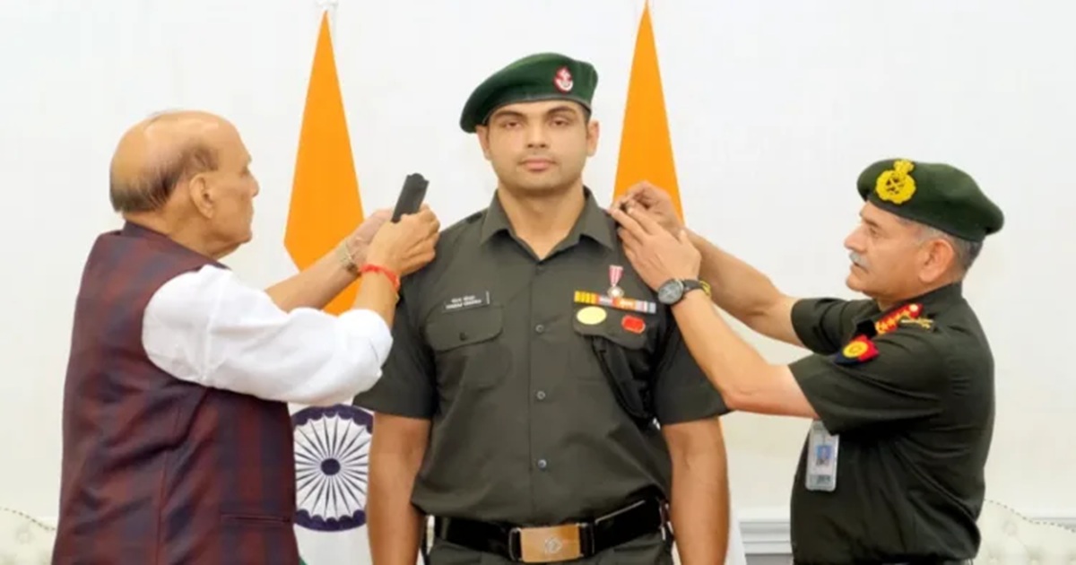 Neeraj chopra conferred honorary lt colonel rank rajnath singh
