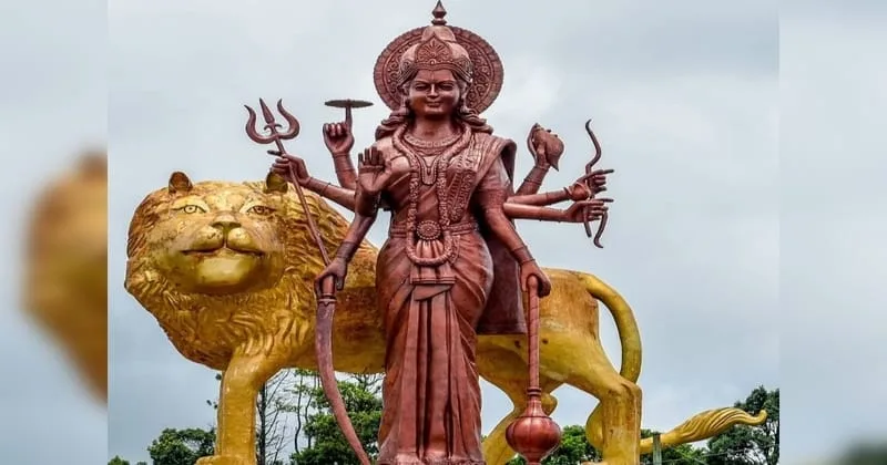 a108-foot-statue-of-goddess-durga-in-ganga-talao-mauritius-is-a-center-of-attraction-for-devotees