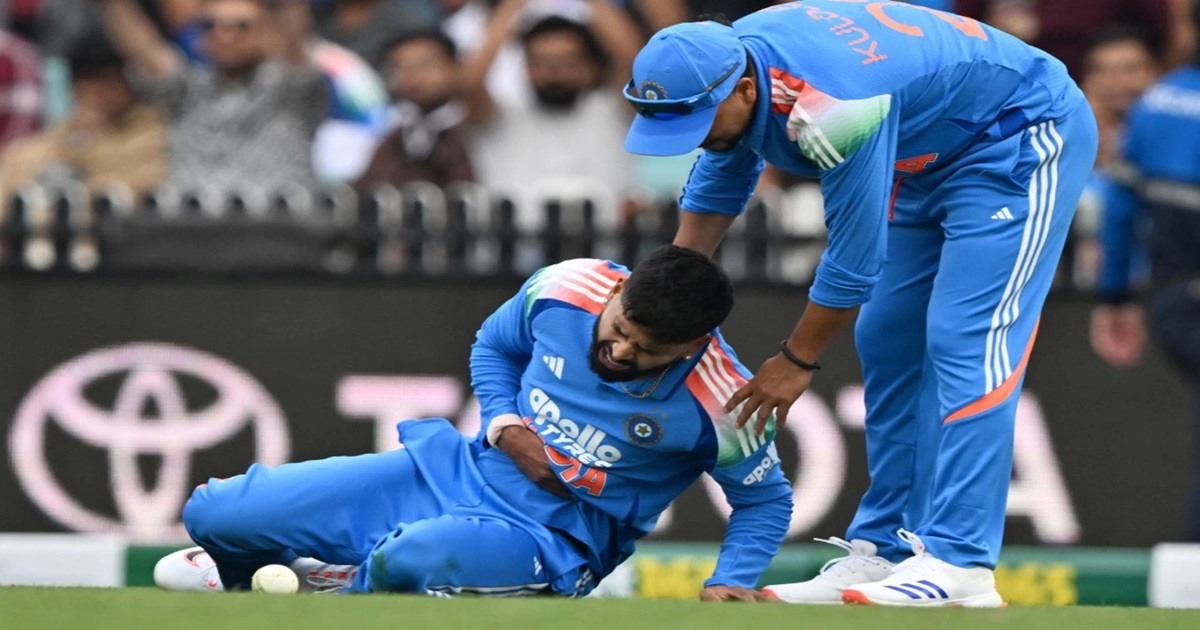 shreyas iyer admit in icu after suffering internal bleeding from rib injury at last odi against australia