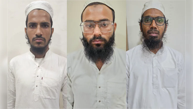 3-isis-militants-arrested-from-gujarat-for-allegedly-planning-attacks-in-india