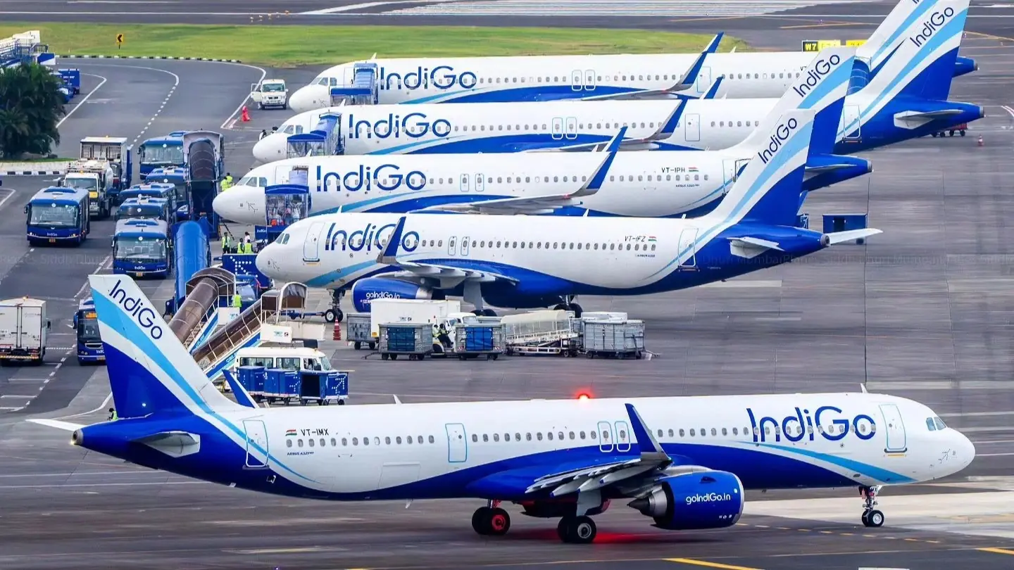 https://www.madhyom.com/civil-aviation-ministry-imposes-fare-restrictions-on-all-indigo-flights-airlines