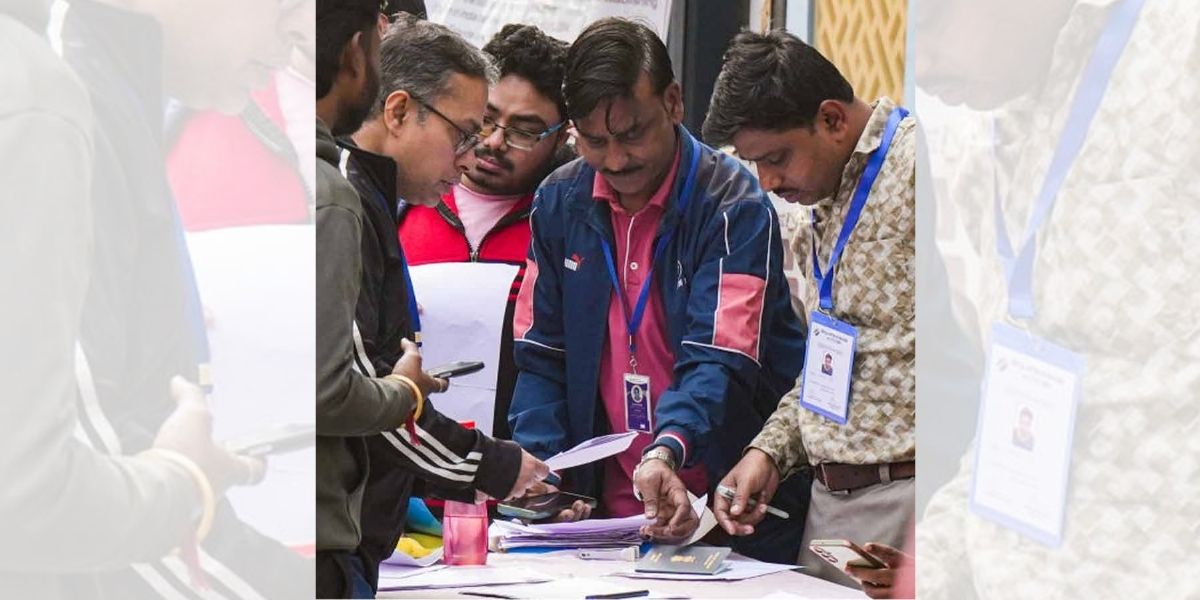 SIR: এসআইআরের নথি হিসাবে গ্রহণযোগ্য নয় মাধ্যমিকের অ্যাডমিট কার্ড, জানিয়ে দিল কমিশন