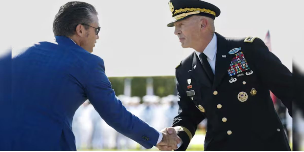 US Army Chief: মার্কিন সেনাপ্রধান র‍্যান্ডি জর্জের পদত্যাগ! ইরান-আমেরিকা যুদ্ধ আবহে বিরাট চাঞ্চল্য