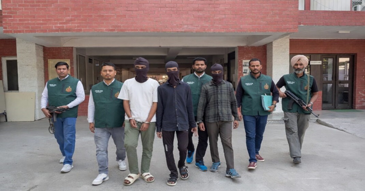 delhi plice arrest 4 radicalised youths they plan to terror attack in city