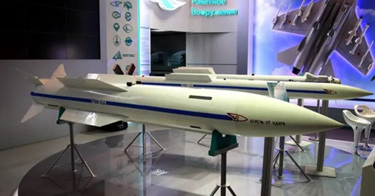 India Defence Boost To Get Deadly 350 km Strike Range BVRAAM as Russia clears R-37M Missile export