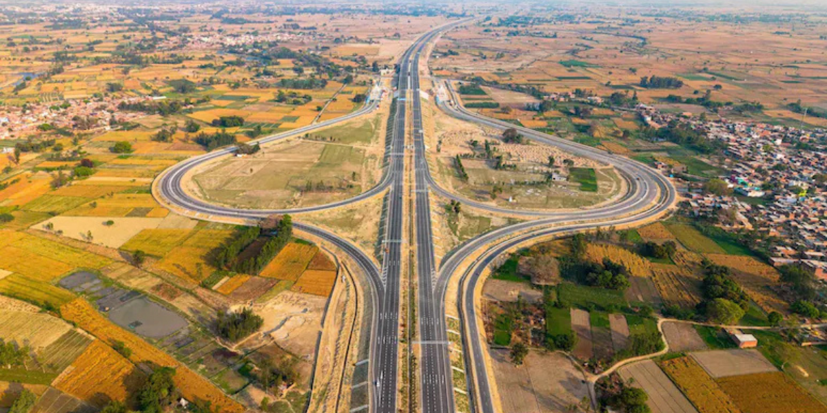 meerut-to-prayagraj-in-just-6-hours-pm-modi-inaugurates-ganga-expressway