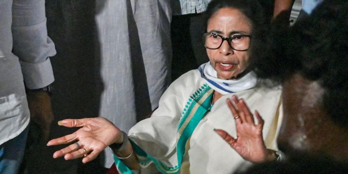 governor-r-n-ravi-dissolved-the-legislative-assembly-after-mamata-banerjee-refused-to-resign