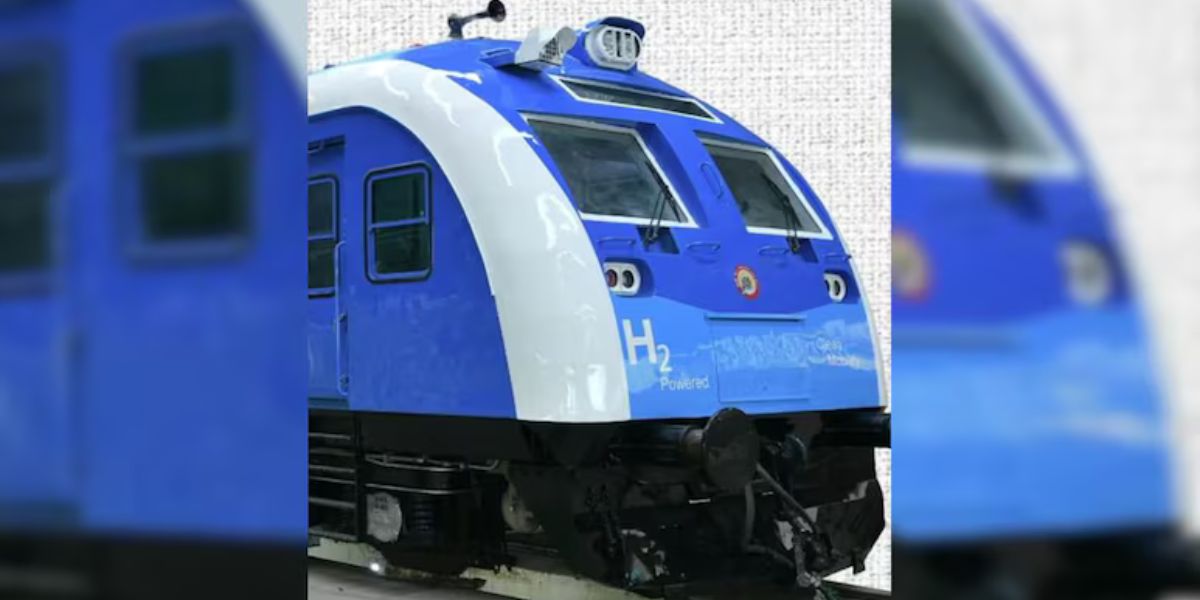 hydrogen powered train a new chapter in railway history indias first 10 coach hydrogen powered train begins its journey take a first look at its appearance