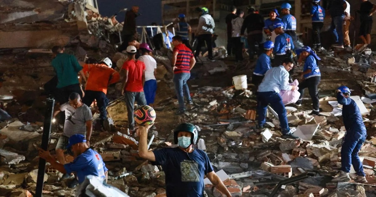 venezuela earthquake back to back hit causing widespread damage
