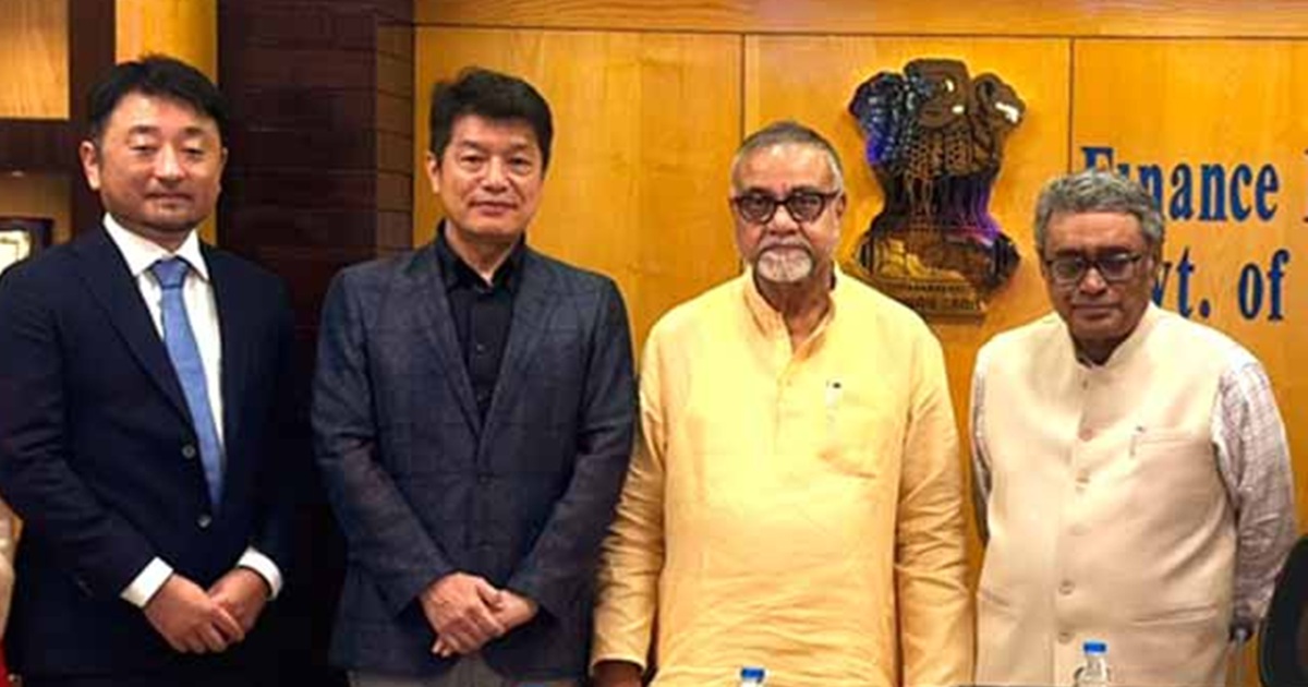 Swapan Dasgupta and Tapas Roy meets Mitsubishi Chemical team at Nabanna