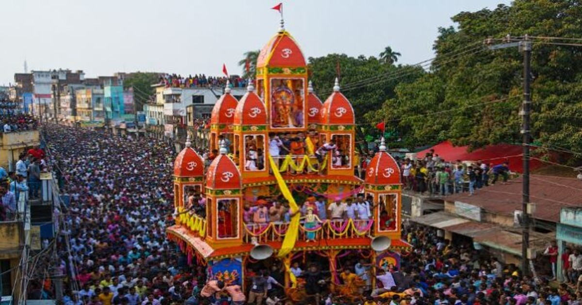 The 60-foot Mahiruh was burnt to ashes in a fire, but the 500-year-old chariot procession of Dhamrai is still alive in the faith of devotees