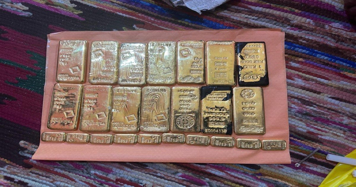 eds-mega-raid-in-birbhum-recovers-rs-5-crore-cash-15-kg-gold-tulu-ghanishtha-minar-at-the-center-of-investigation