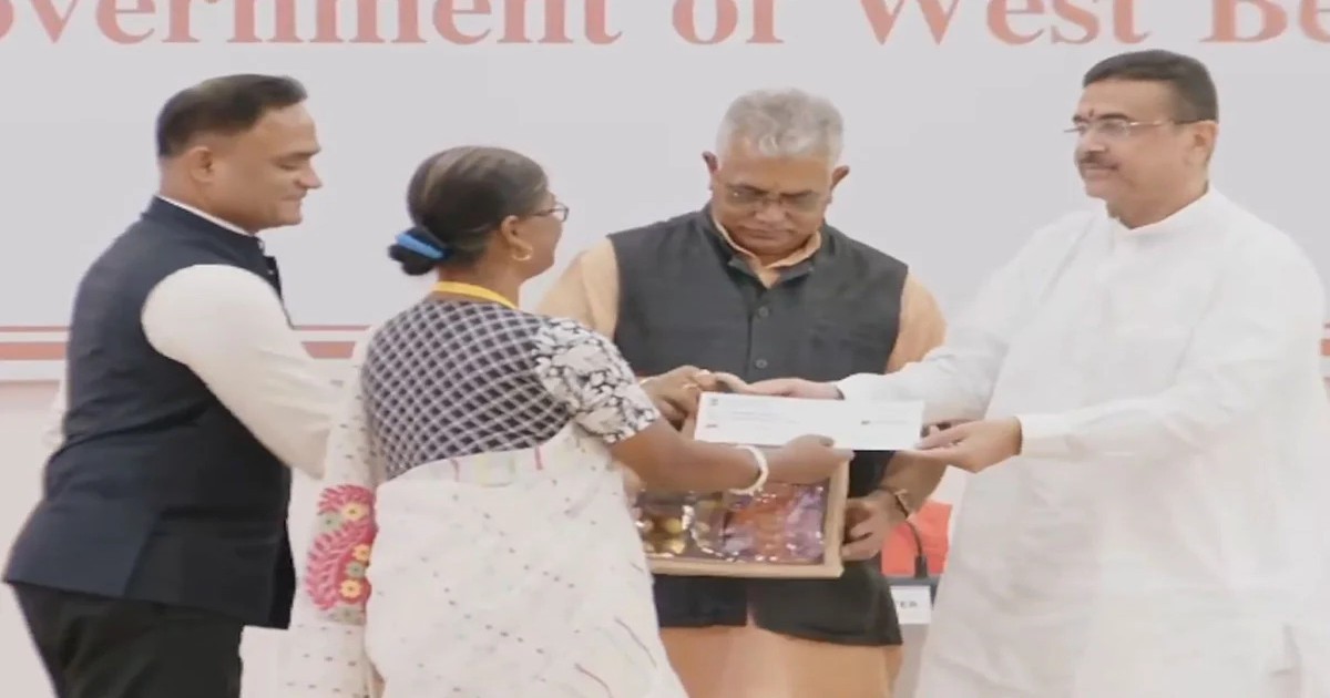 banglar-bari-renamed-west-bengal-awas-second-installment-to-be-paid-into-18-lakh-consumers-accounts-from-today