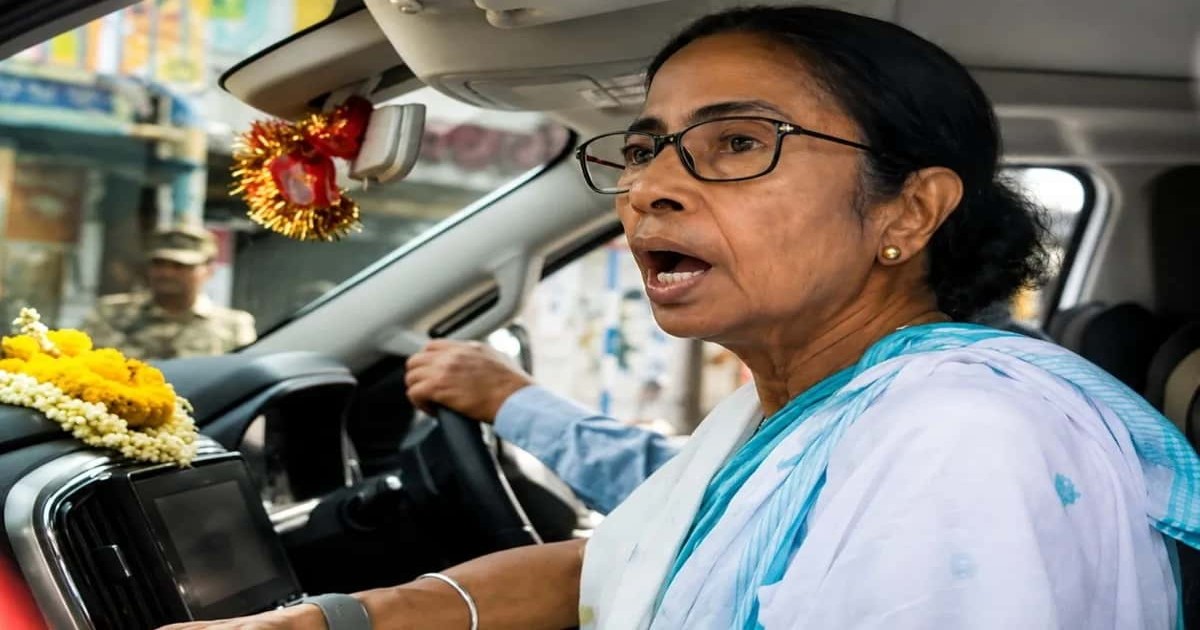 from-thief-slogans-to-mud-shoes-unprecedented-protests-surrounding-mamata-in-halishahar-mamata-afraid-of-i-would-die