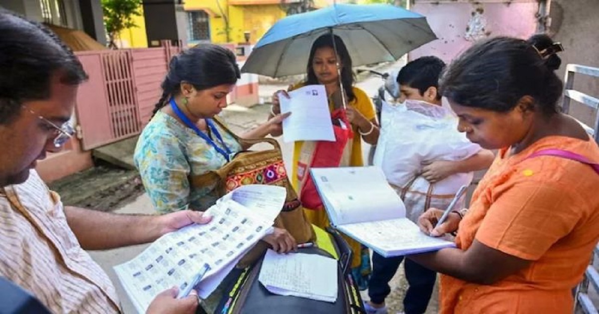 eci-removes-1-5-crore-names-third-phase-sir-electoral-rolls