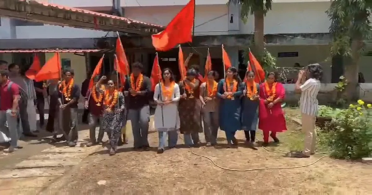 abvp-sweeps-student-union-elections-kerala-tripunithura-college